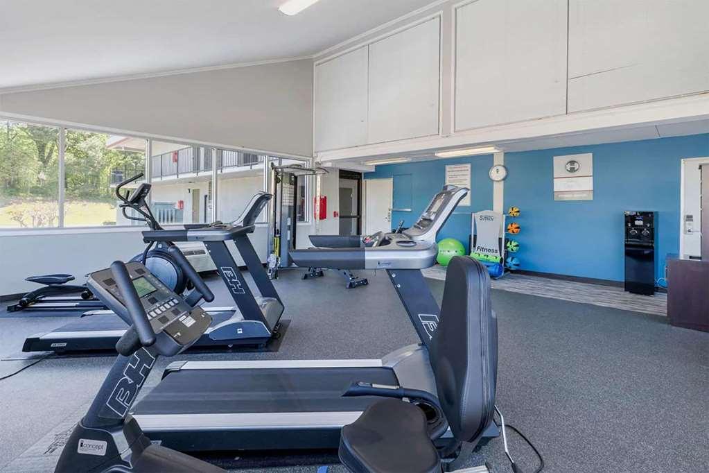 Days Inn And Suites By Wyndham Oxford Facilities photo